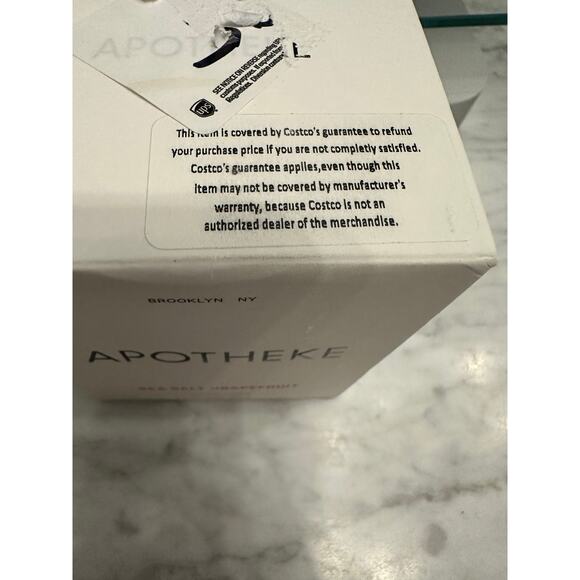 APOTHEKE Sea Salt Grapefruit Candle, 1 EA - Picture 2 of 6